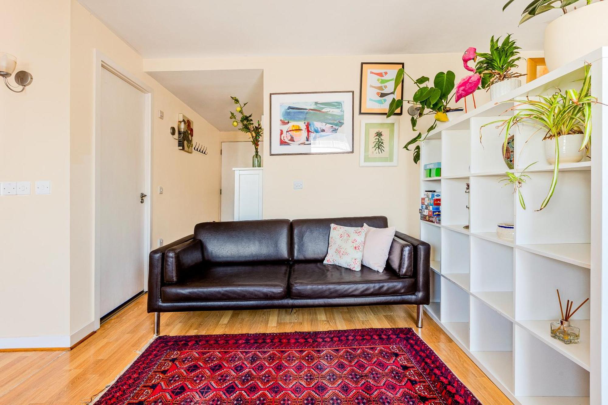 Apartment Peaceful In Deptford, 5 Mins Dlr